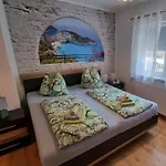 With 3 Bedrooms * Fichtenwalde