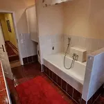 With 3 Bedrooms Σπίτι διακοπών *