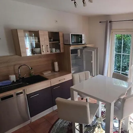 Holiday home With 3 Bedrooms