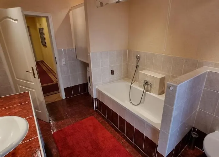 With 3 Bedrooms Сasa de vacaciones *