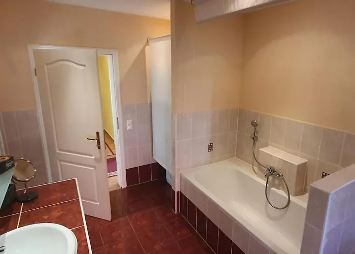 Сasa de vacaciones With 3 Bedrooms Fichtenwalde